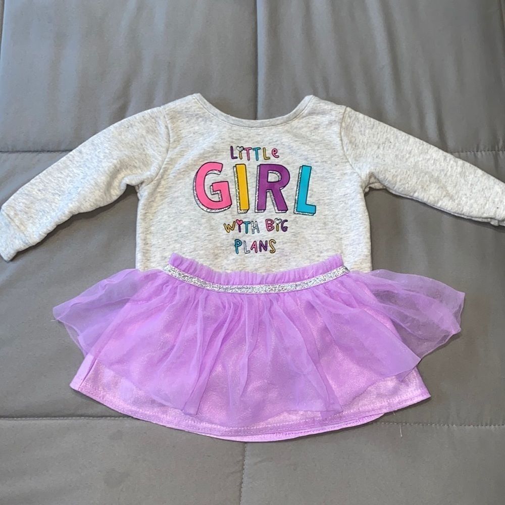 Little Girl Big Dreams • 18M